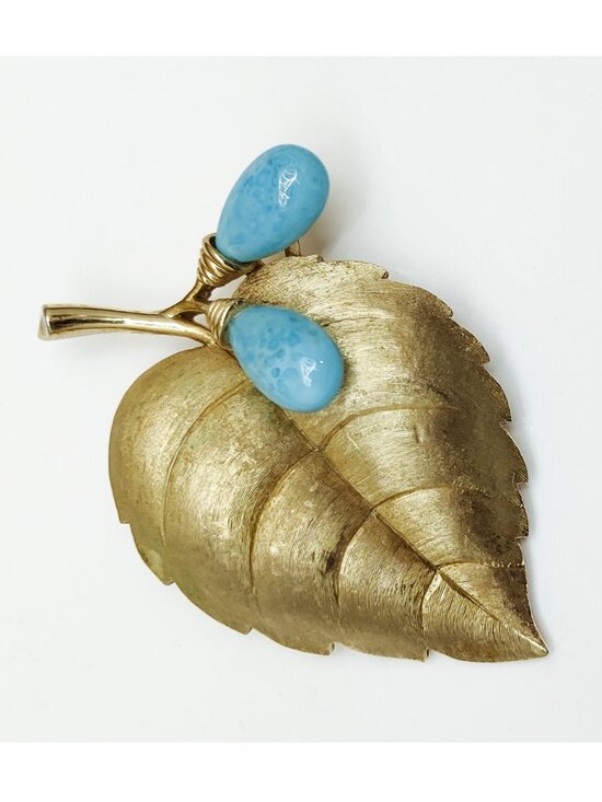 Trifari Jewelry - Vintage Crown Trifari Alfred Philippe Lily & Leaf Brooch Turquoise Glass Berries